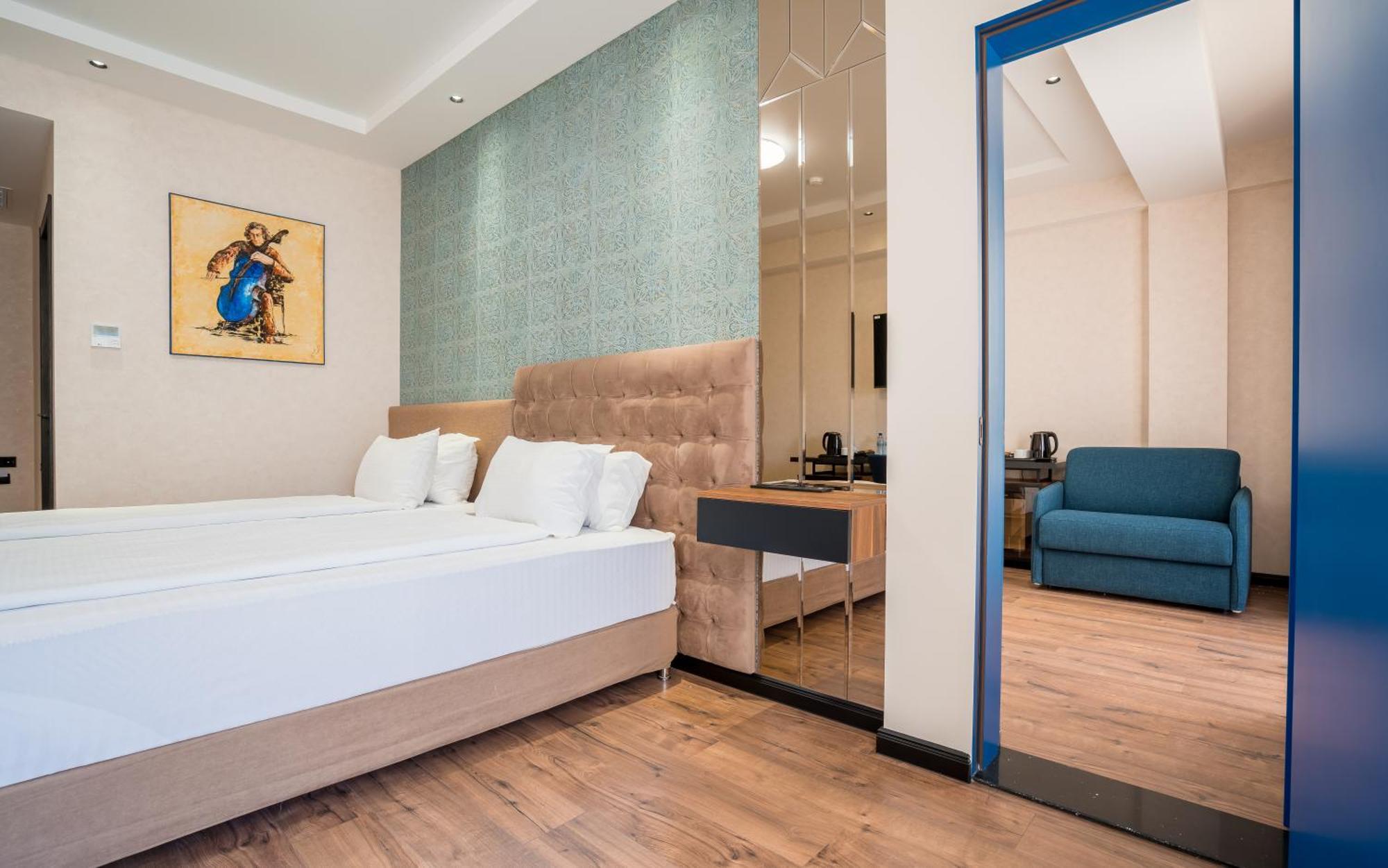 Olympus Hotel By Umbrella Tbilisi Exterior photo