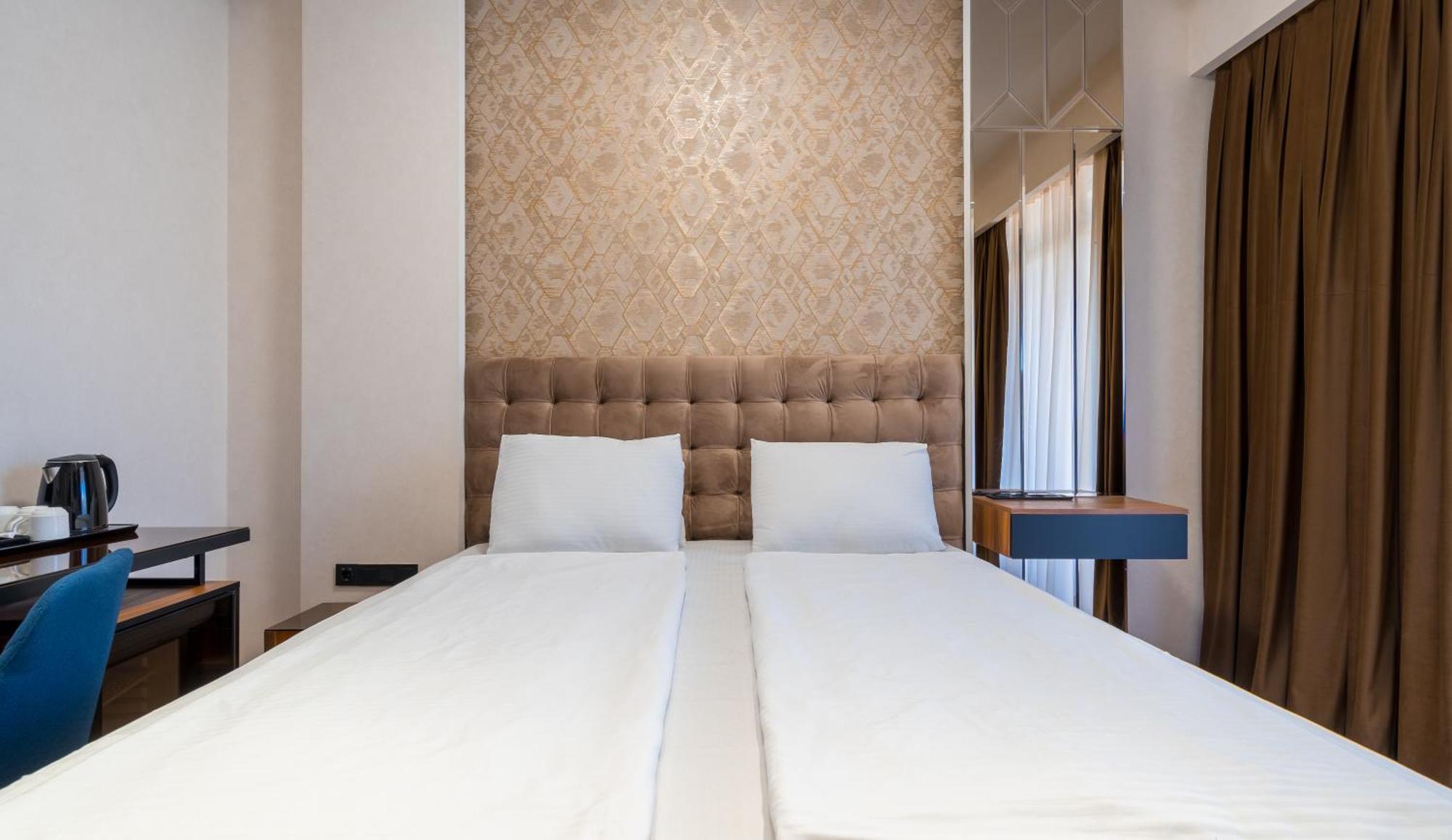 Olympus Hotel By Umbrella Tbilisi Exterior photo